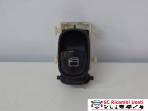 Pulsante Alzavetro Anteriore Dx Mercedes Classe C A2038200210