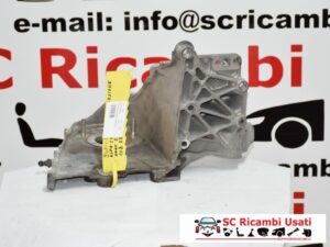 Supporto Pompa Iniezione Alfa Romeo 159 55196092