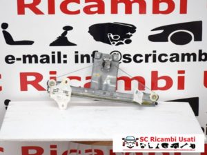 ALZAVETRO POSTERIORE SINISTRO SX RENAULT CLIO 4 827013204R