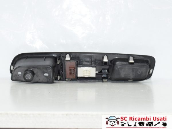 Pulsantiera Alzavetro Anteriore Dx Jeep Renegade 735603931