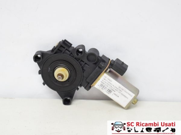 Alzavetro Anteriore Destro Lancia Musa 71734844