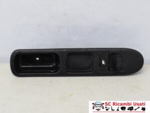 Pulsantiera Alzavetro Ant Dx Peugeot 307 2002 96351625XT