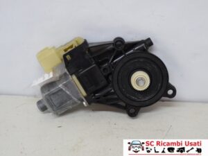 Alzavetro Sinistro Ford Fiesta Mk6 8A6114A389B