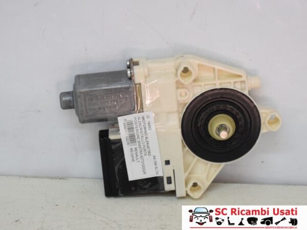 Alzavetro Posteriore Sinistro Renault Megane 3 827310002R