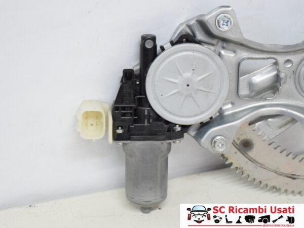 Alzavetro Posteriore Sinistro Nissan X Trail 2621004660 827311BA0A