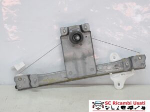 Alzavetro Posteriore Sinistro Renault Clio 4 827013204R