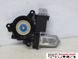 Alzavetro Anteriore Destro Alfa Romeo Giulietta 71777779 71754415