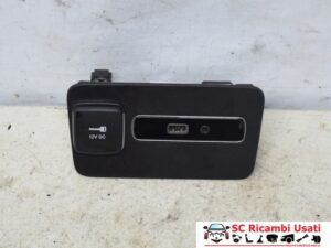 Presa Usb E Aux Alfa Romeo Giulia 156118210