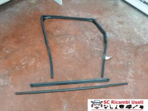 Guarnizione Porta Posteriore Sx Suzuki Baleno