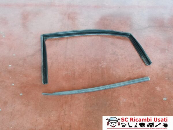 Guarnizione Porta Anteriore Destra Fiat New Panda 52095990