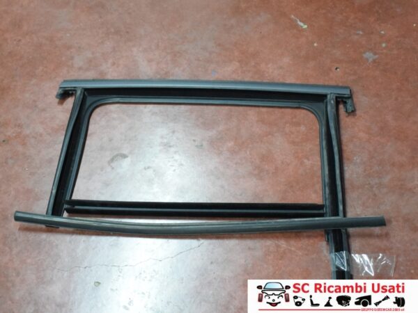 Guarnizione Grigia Posteriore Destra Jeep Compass 52144889