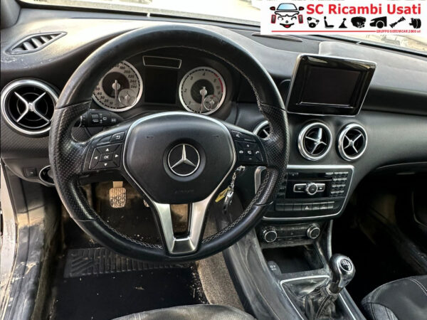 Ricambi Mercedes Classe A W176 1.5 Cdi 80 Kw 109 Cv Diesel 2013