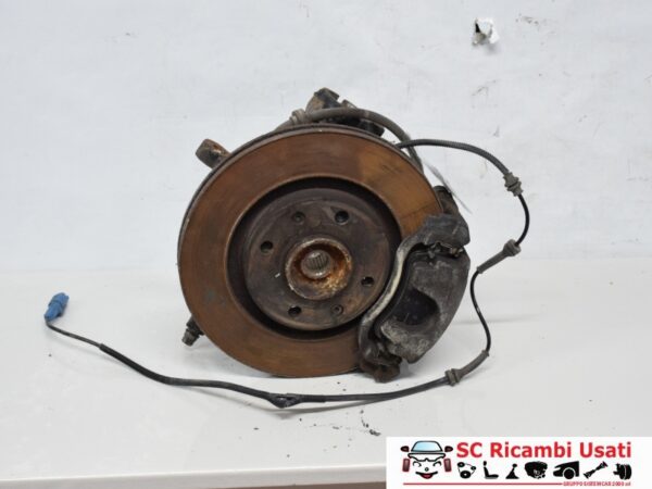 Mozzo Montante Anteriore Destro Peugeot 208 9805497780