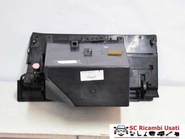 Cassetto Portaoggetti Nissan Qashqai J10 68510JD900