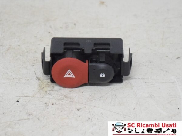 Pulsante Quattro Frecce Renault Clio 3 8200214896