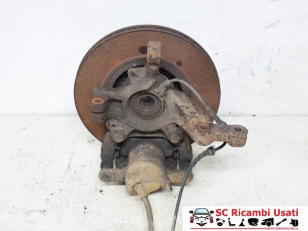 Mozzo Montante Anteriore Sinistro Renault Clio 3 8200345944