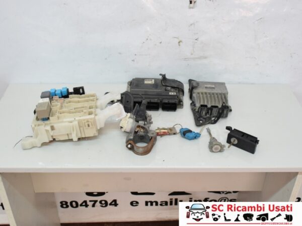 Kit Accensione Toyota Rav 4 2.2 8966142C00 8987120070